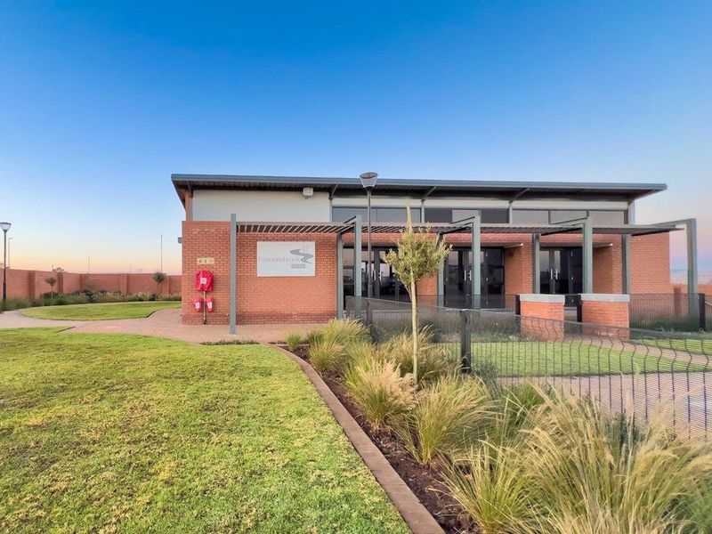 Future-Proof Living in One of Gauteng’s Most Established Estate Communities. - Photo 6