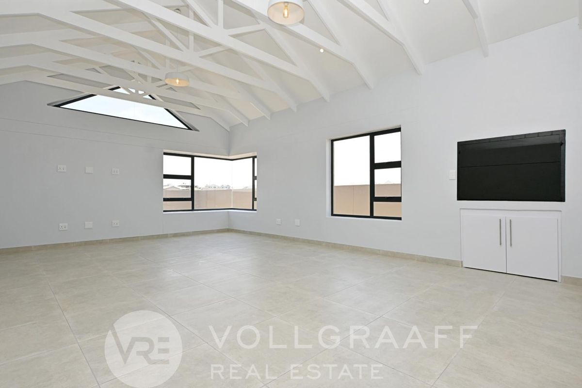 A stunning new build – construction starting soon - Photo 4