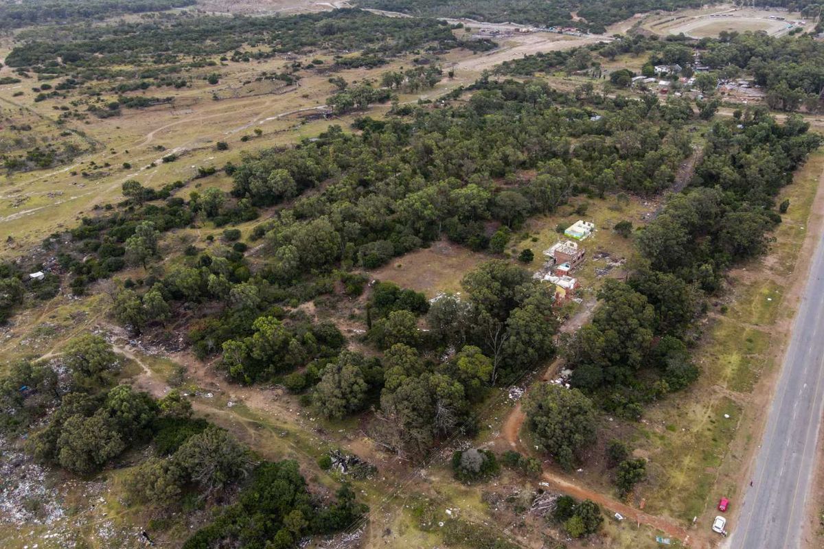 4.3 Hectares of vacant land for sale in Victoria Drive, Walmer - Photo 2