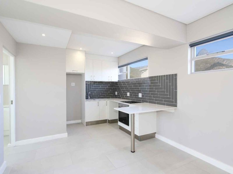 Sunny Studio Beachfront Penthouse - Photo 8