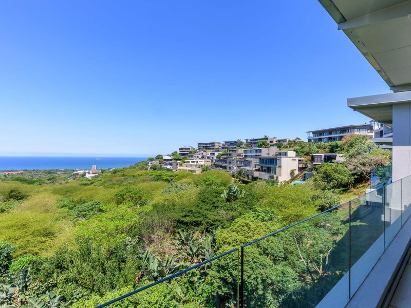 Exceptional Triplex in the Executive Estate - Photo 1