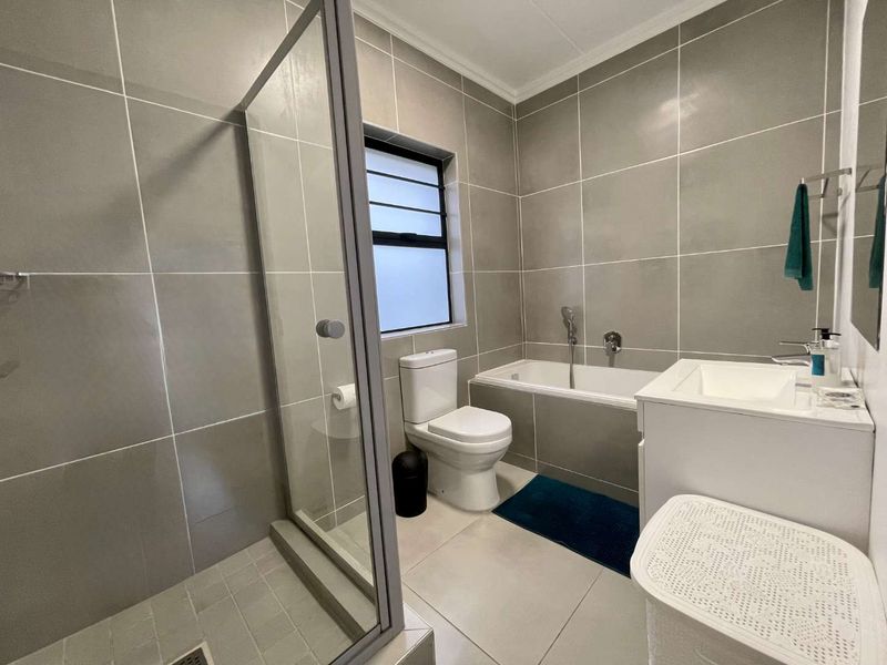 2 Bedroom Ground Floor apartment in Ballito - Photo 7