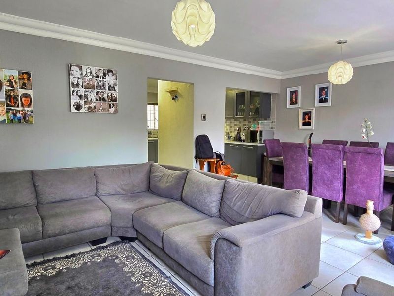 Welcome Home - Photo 5