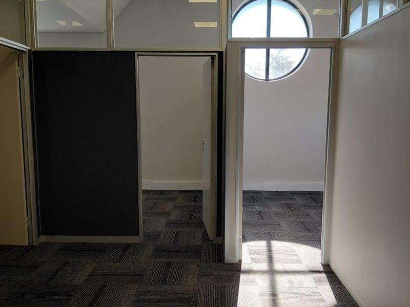 COMMERCIAL PROPERTY TO RENT IN HOWICK NORTH - Photo 3