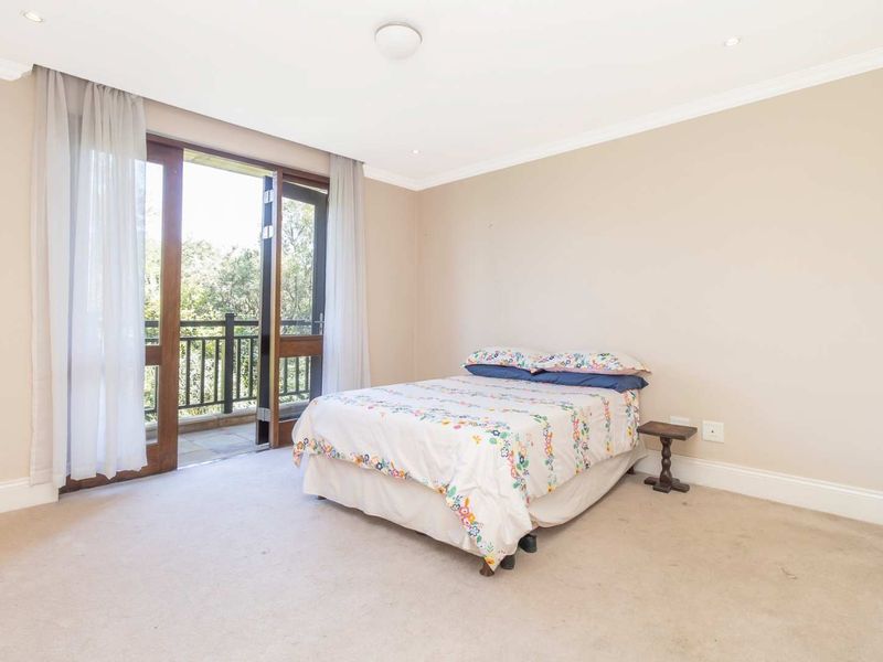GRAND, STYLISH APARTMENT IN A PRESTIGEOUS MATURE LIFESTYLE COMMUNITY - Photo 10