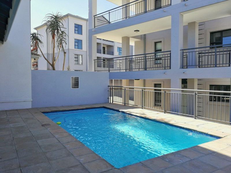 SOPHISTICATED FULLY FURNISHED 1 BED GROUND FLOOR APARTMENT IN MORNINGSIDE - Photo 2