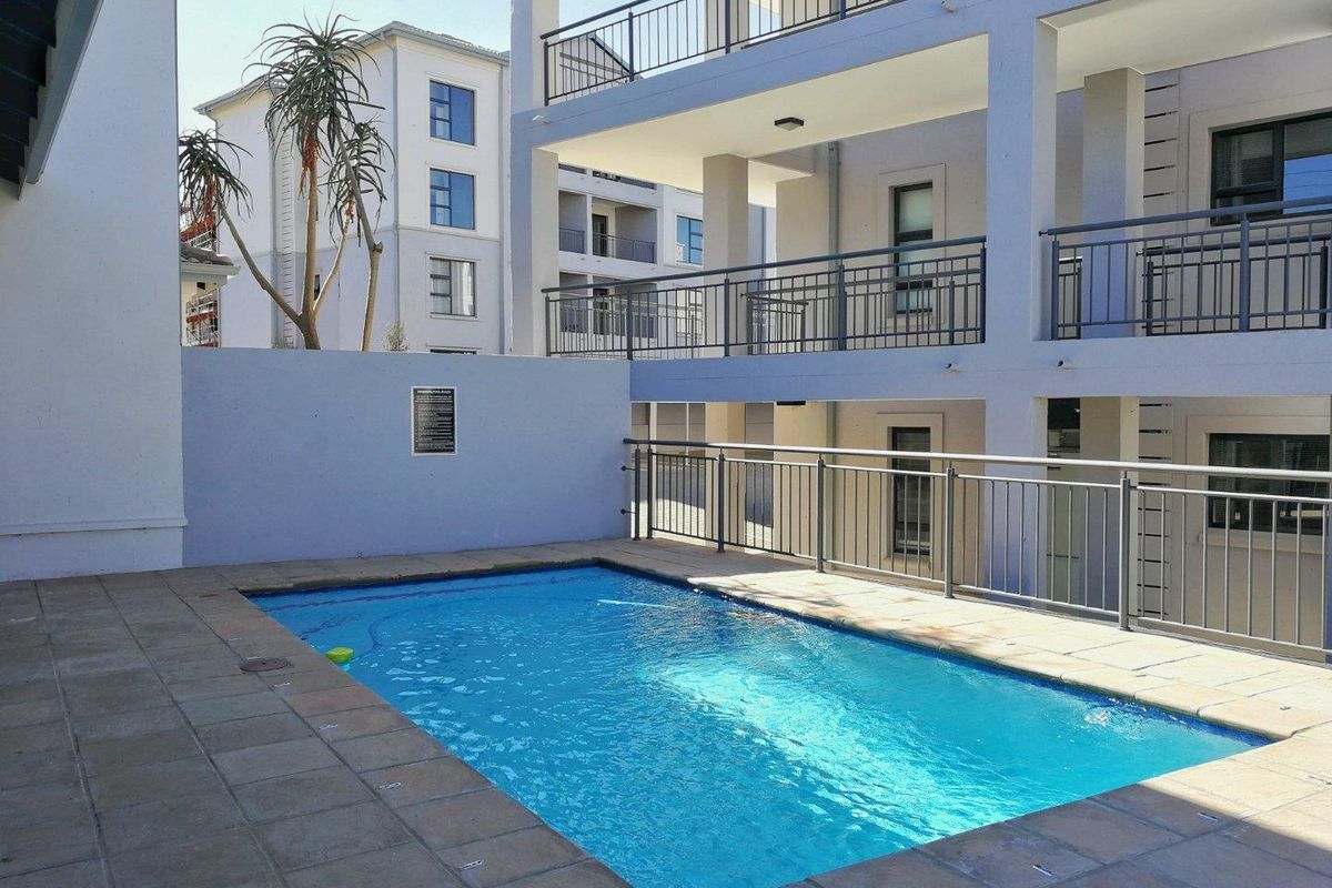 SOPHISTICATED FULLY FURNISHED 1 BED GROUND FLOOR APARTMENT IN MORNINGSIDE - Photo 2