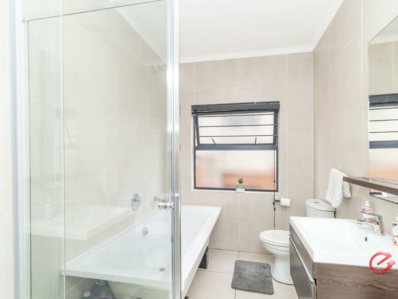 Garden Apartment in Secure Lifestyle Estate - Photo 3