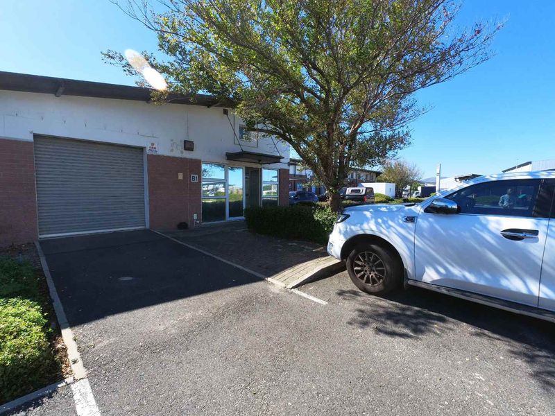 Mixed-Use Storage Unit Available For Rent - Montague Gardens - Photo 3