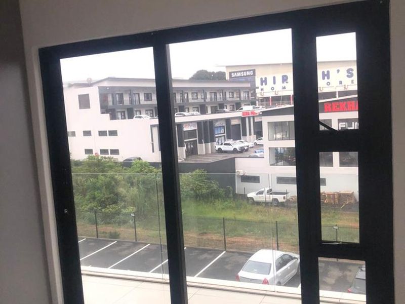 2 Bedroom Apartment to Let in Ballito Central - Photo 9