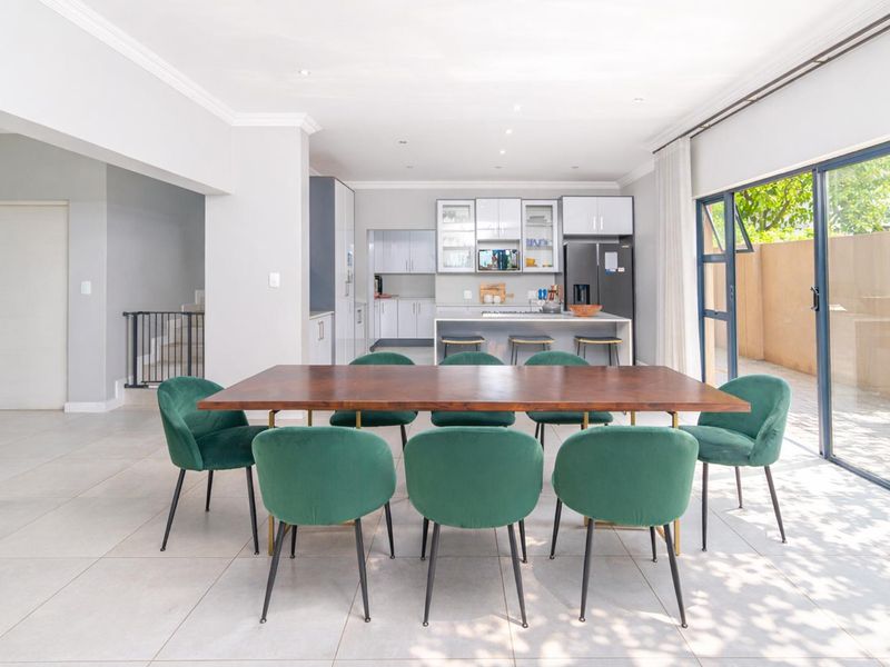 Beautiful Family Home in Leloko Lifestyle Estate - Photo 5