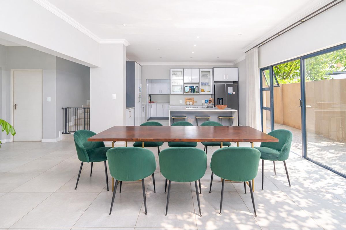 Beautiful Family Home in Leloko Lifestyle Estate - Photo 5