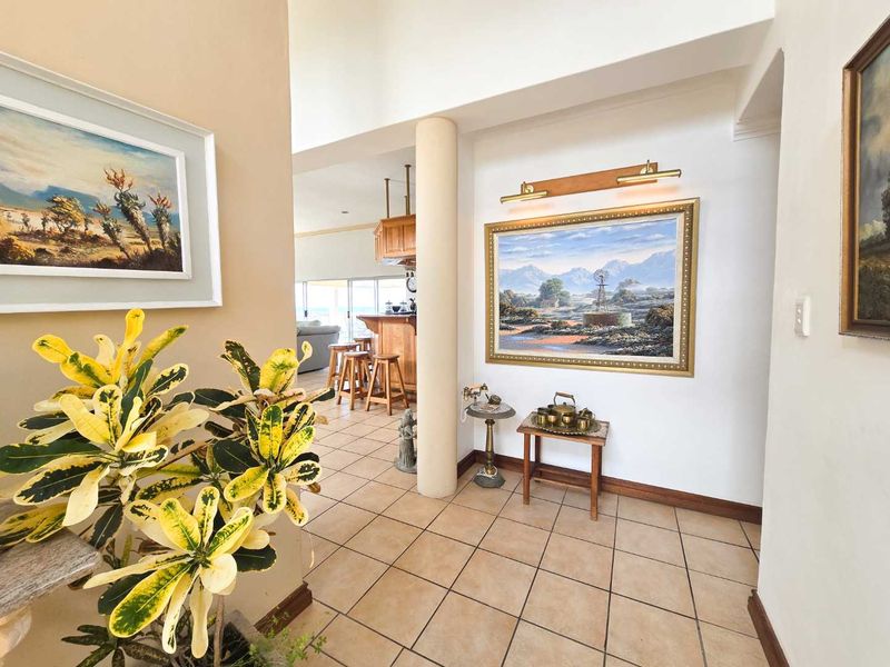 Exceptional coastal living with River and Sea Views – Stilbaai- Wes. - Photo 3