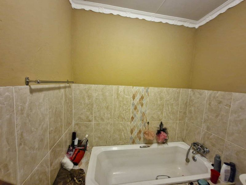 2 Bedroom house  for rent in Kilner Park. - Photo 10