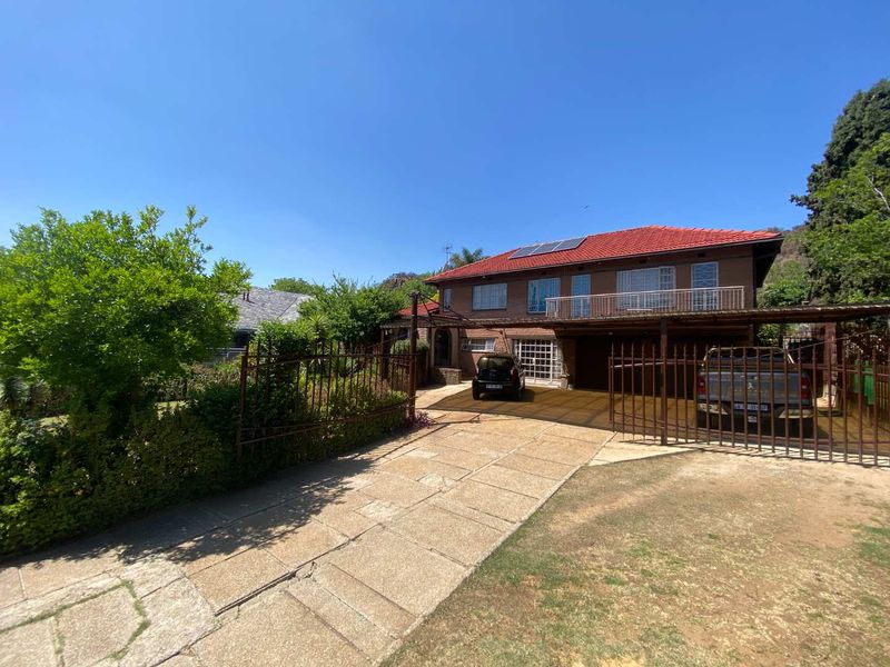 Value Beyond Belief - Home Plus 2 Flatlets - Photo 2