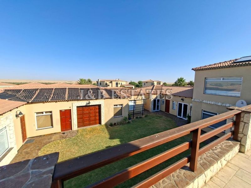 Luxury Estate at Rossmund Golf Resort - Swakopmund - Namibia - Photo 6