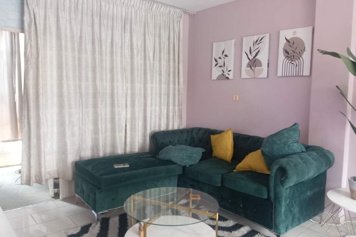 1.5 Bedroom Apartment For Sale - Photo 3