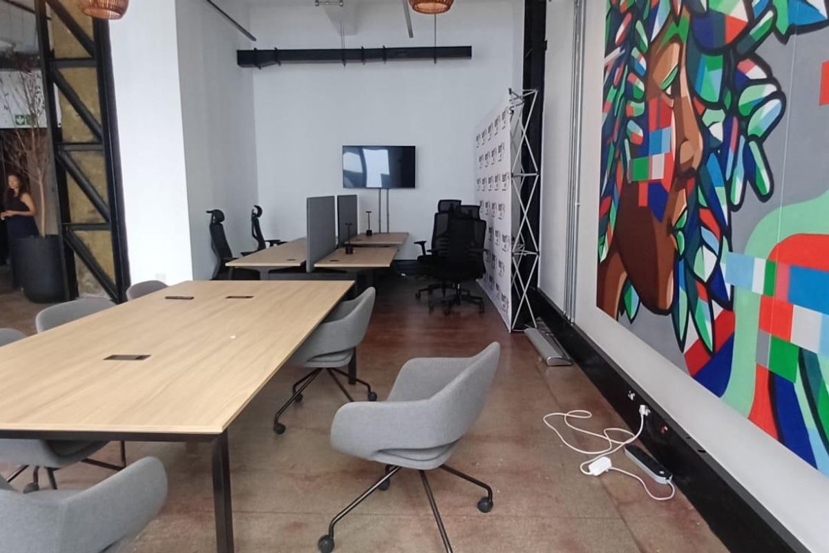 Office TO LET | First Floor Commercial Space - Photo 2