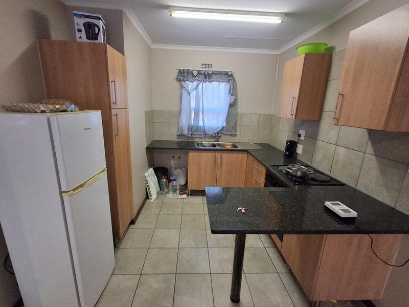 2 BEDROOM APARTMENT /FLAT FOR SALE IN KOSMOSDAL - Photo 2