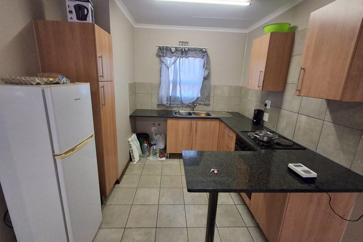 2 BEDROOM APARTMENT /FLAT FOR SALE IN KOSMOSDAL - Photo 2