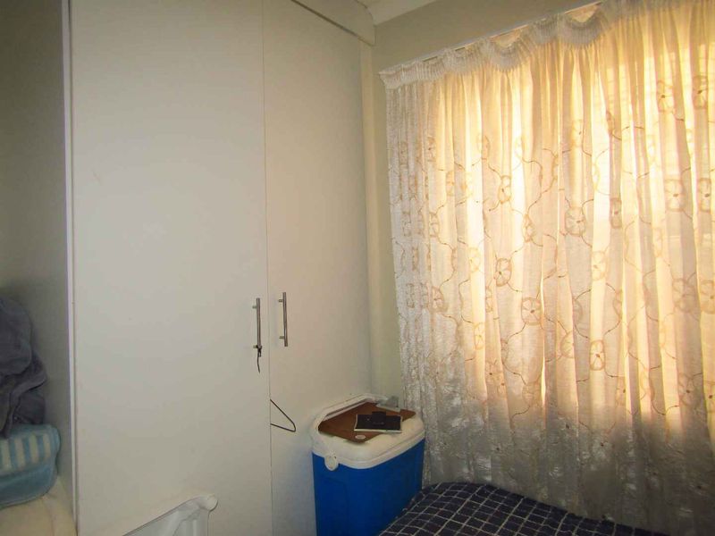 Three bedroom townhouse in Albertsdale - Photo 10