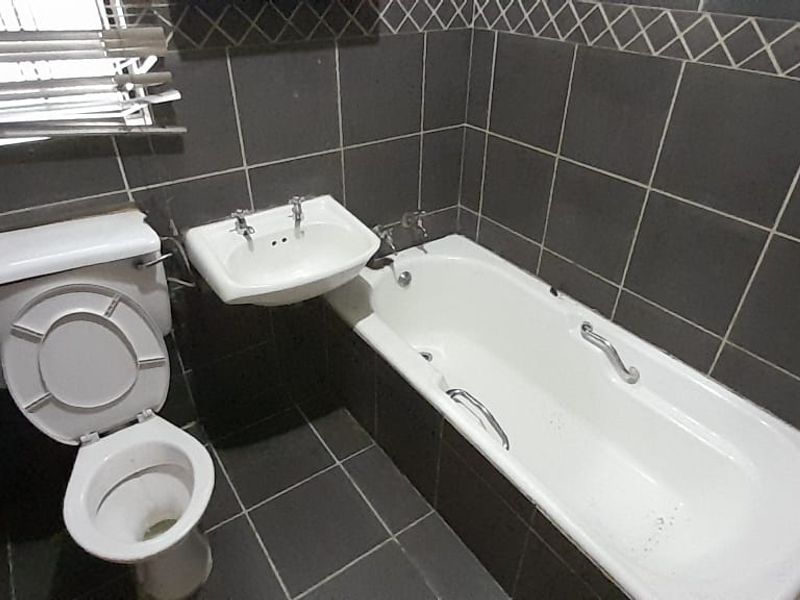 Impressive investment opportunity - Photo 10