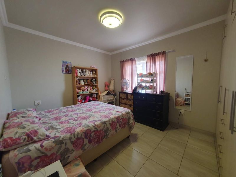 For the small family, or first-time buyers. - Photo 7