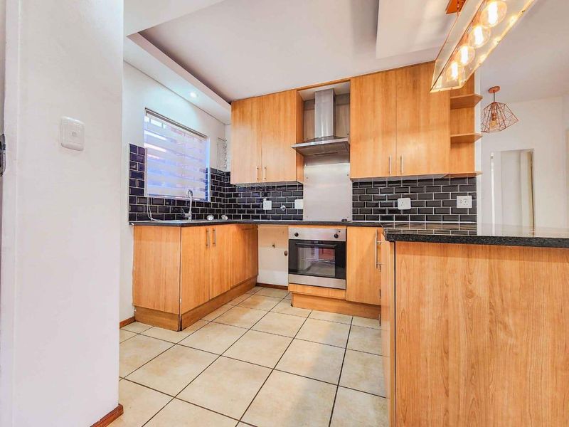 2 bedroom aprtment in the heart of Theresapark - Photo 2