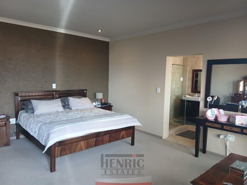 No words can do this house justice in terms of elegance, space & style - Photo 6