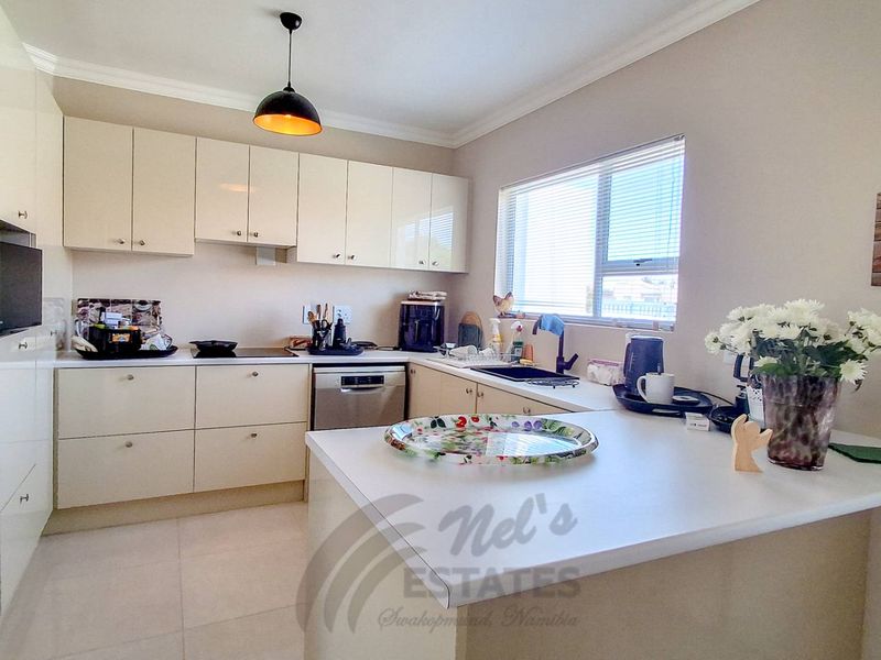 Townhouse For Sale in Kramersdorf, Swakopmund - Photo 8