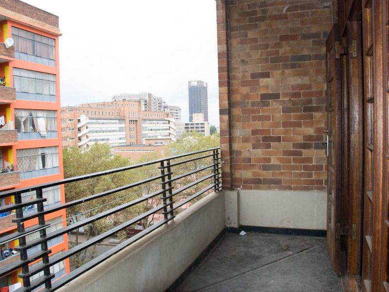A beautiful 2-3 bedroom property is now available from R3,400 to R4,800.00! - Photo 5