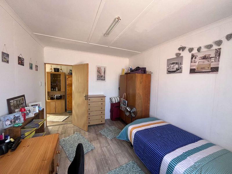 Low-Cost Country Living Just Outside Upington - Photo 9