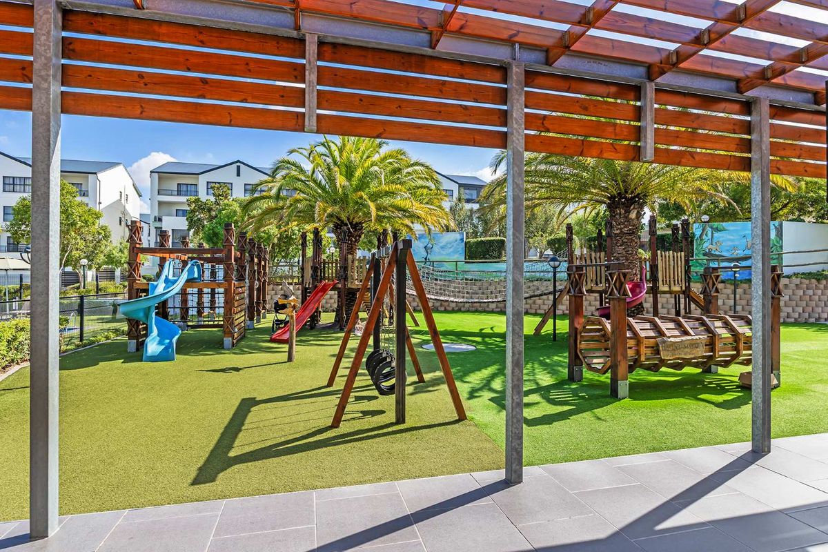 Ground-Floor 3 Bedroom Apartment in De Zicht Lifestyle Estate | Modern Living in a Secure Lifestyle Estate - Photo 3