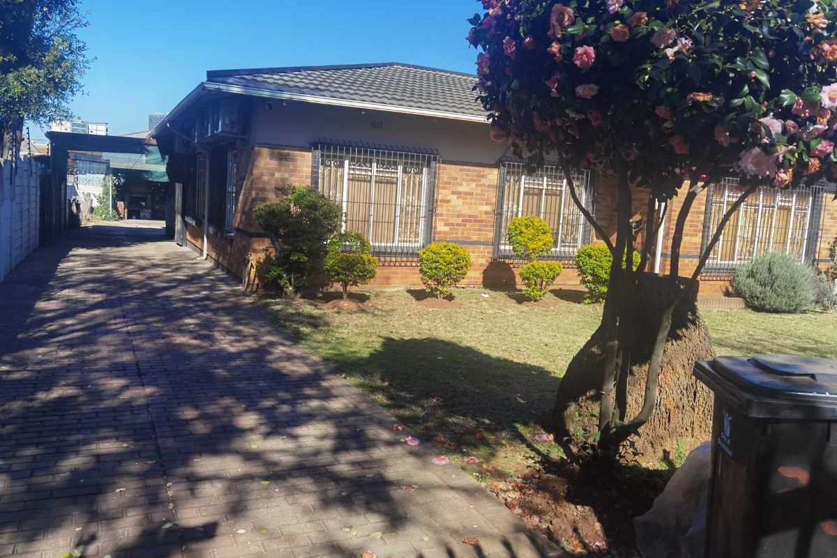 Investment property for sale in kempton park - Photo 4