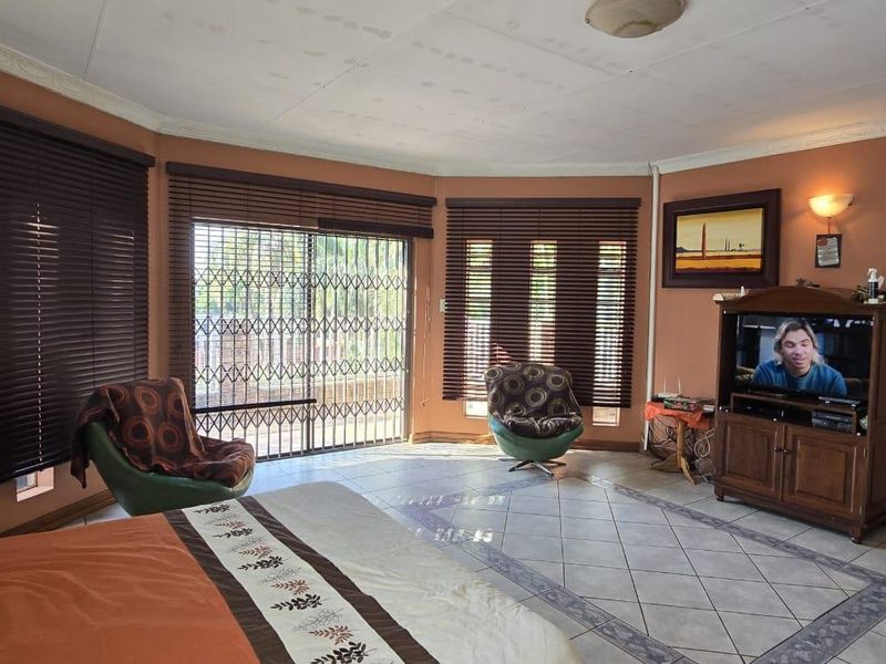 6 Bedroom house for sale in Amandasig - Photo 1