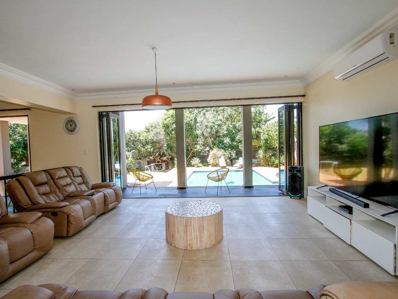 Hendra Estates - Live A Life Of Luxury In This Stunning Umhlanga Rental! - Photo 6