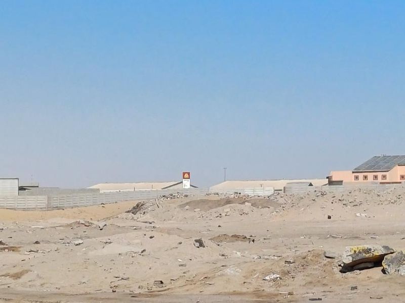 Vacant corner Industrial Land enclosed with boundary walls! - Photo 4