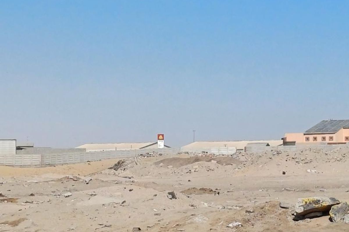 Vacant corner Industrial Land enclosed with boundary walls! - Photo 4