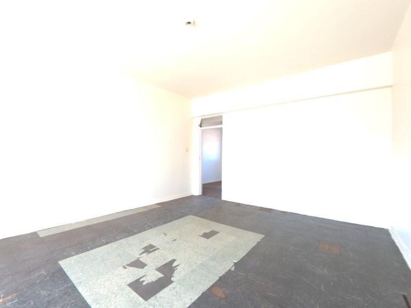 ONE AND HALF BEDROOM FLAT IN PRETORIA WEST : SIX MONTHS SPECIAL PRICE - R4020.00. - Photo 6