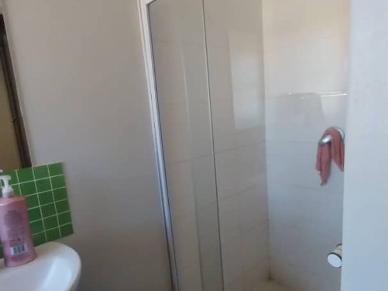 Okahandja Ext 8 - House for sale - Photo 6