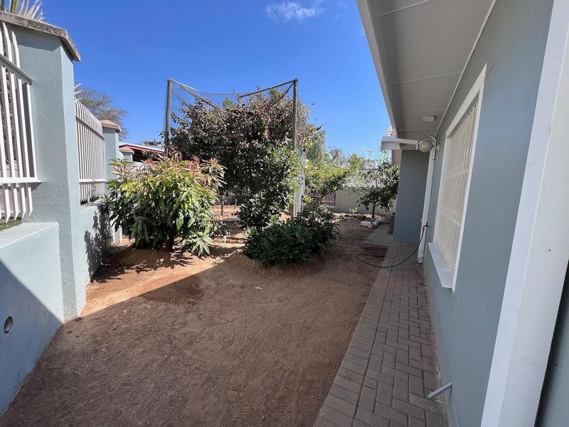 House For Sale in Klein Windhoek - Photo 3