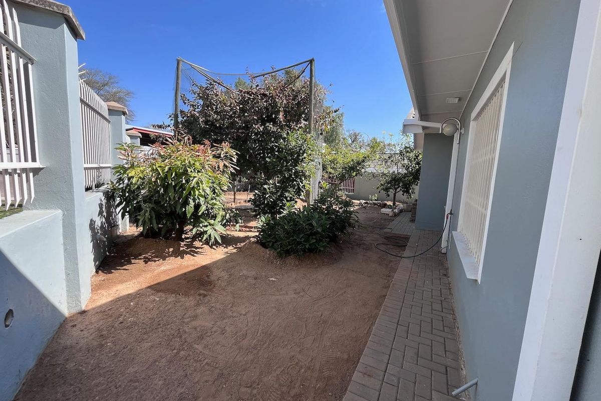House For Sale in Klein Windhoek - Photo 3