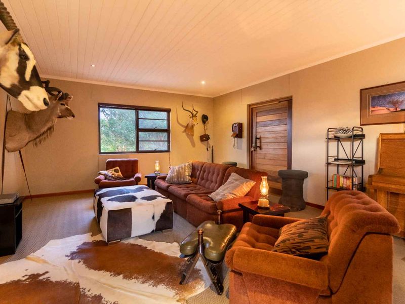 Farm situated in the Municipality of Windhoek, 12 km from International Airport - Photo 8