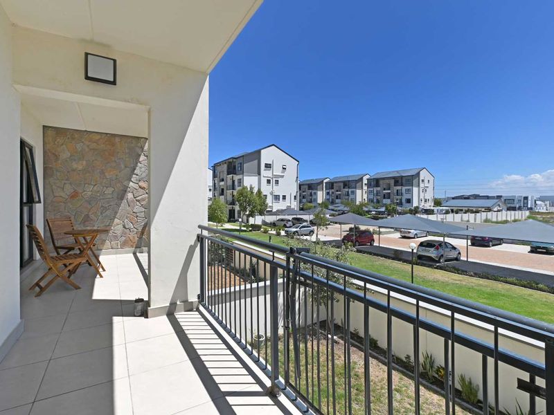 3-Bedroom Luxury Apartment | Fully Furnished | Fynbos Lifestyle Estate - Photo 7