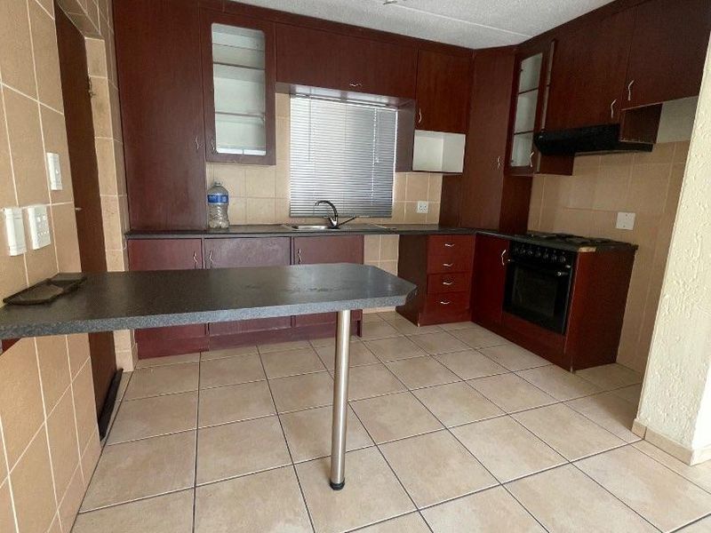 Ground Floor 2-Bedroom Apartment in Ormonde View Estates - Photo 8