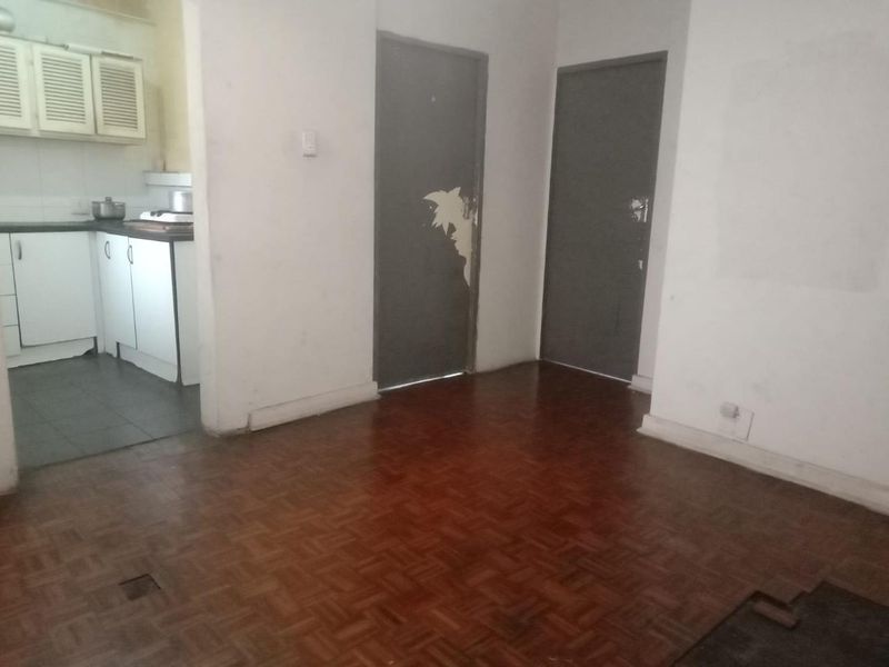 Two Bedroom For Sale In Durban Central - Photo 6
