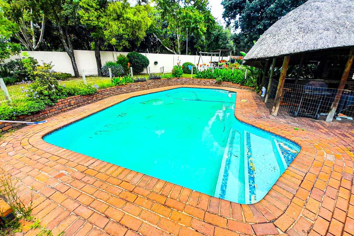 Phenomenal family house for a large family - Photo 2