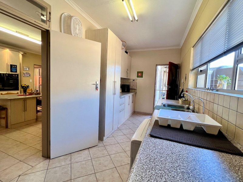 One level home for sale - Photo 7