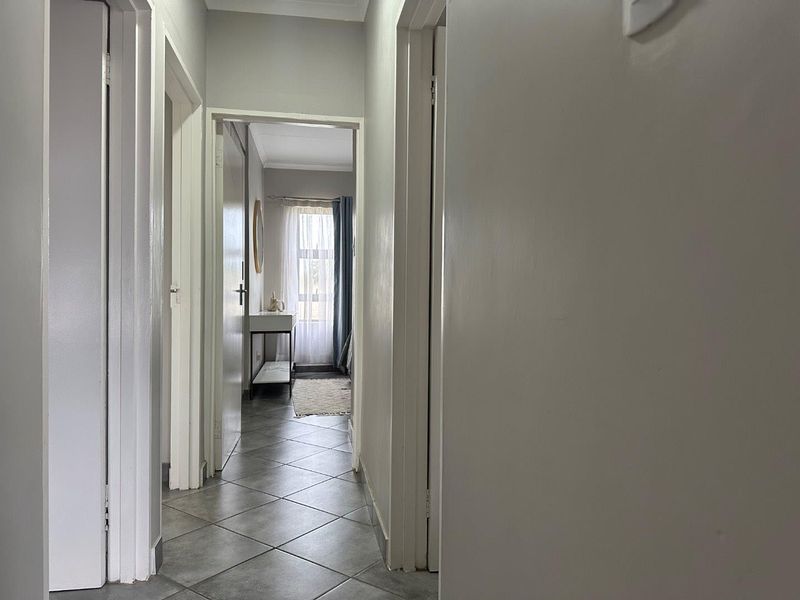 The “wow” factor is in place when you drive into the Waterberg Fields Estate! - Photo 10