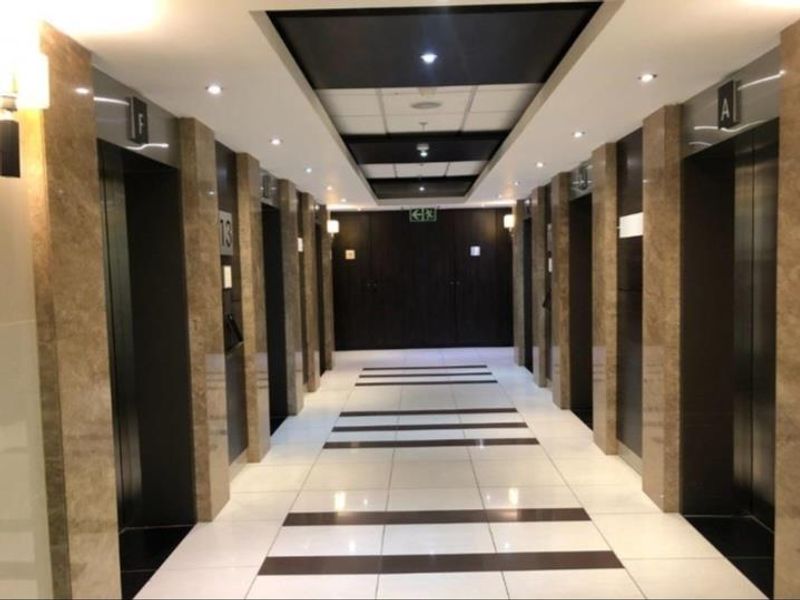 LIBRIDGE – Fourth Floor Office Space to Let | Ameshoff Street, Bramfontein, Johannesburg Secure a commanding business presence within LIBRIDGE - Photo 5